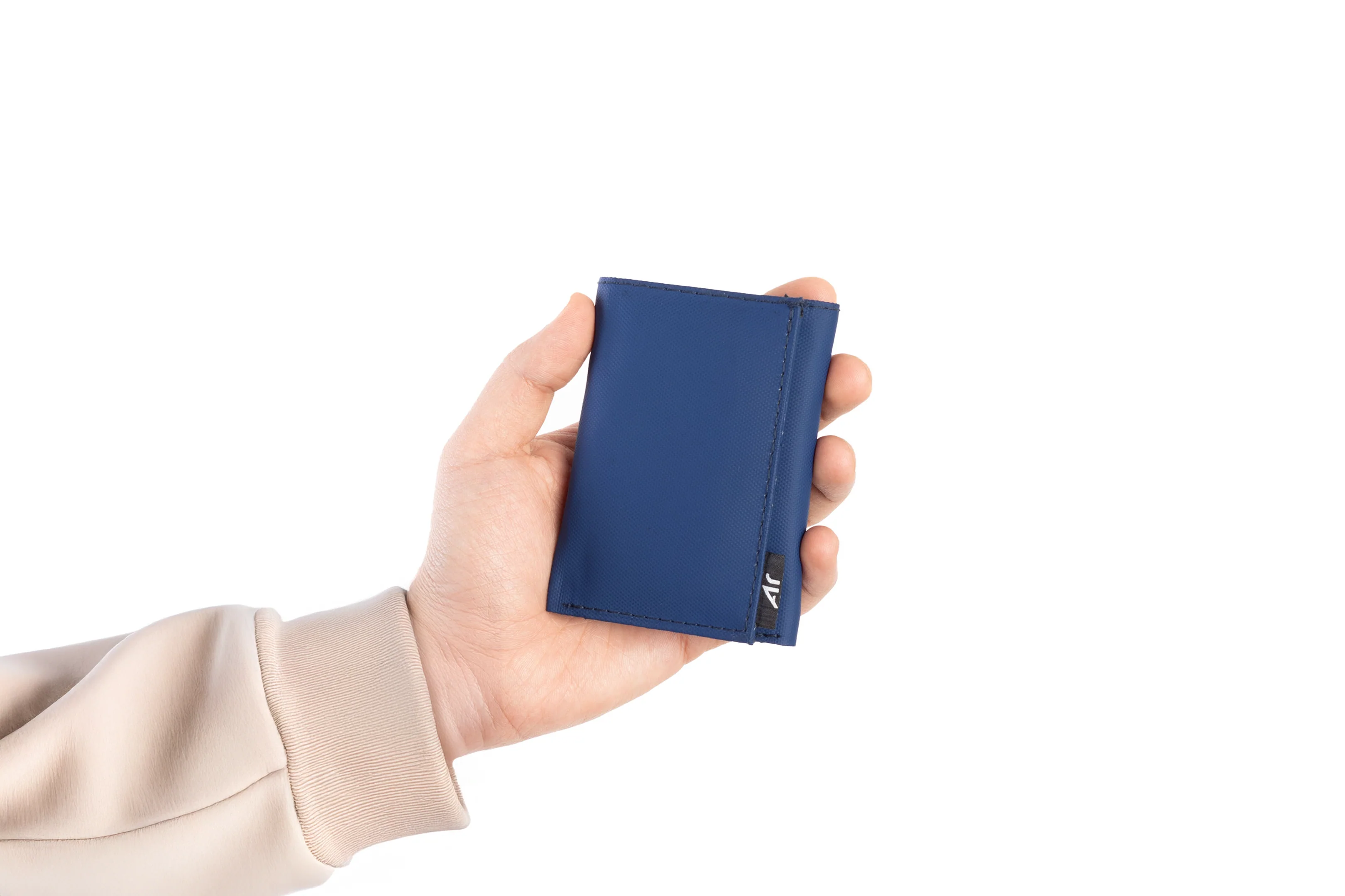 Ar Tri Wallet - Image 16